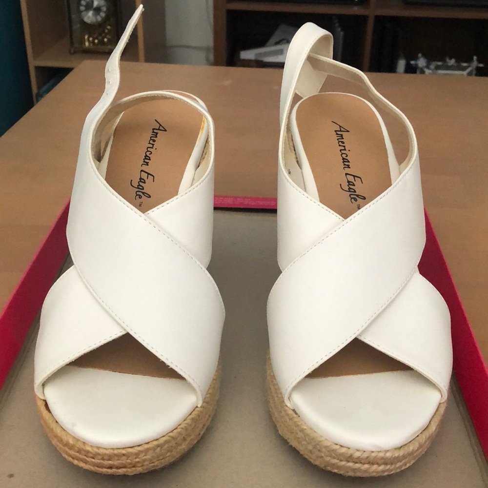 American Eagle white wedges